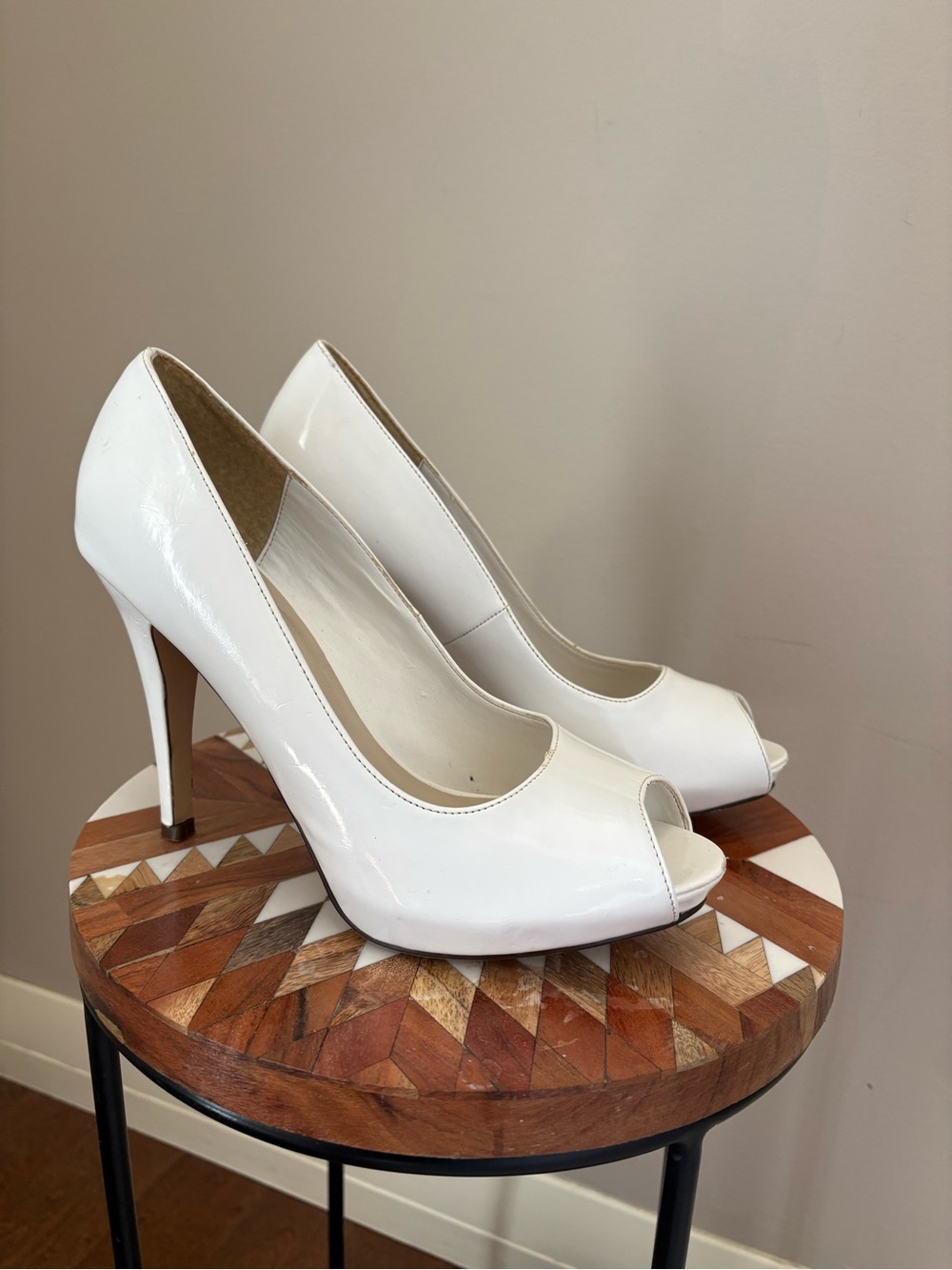 Classic White Pump Peep-Toe High Heels